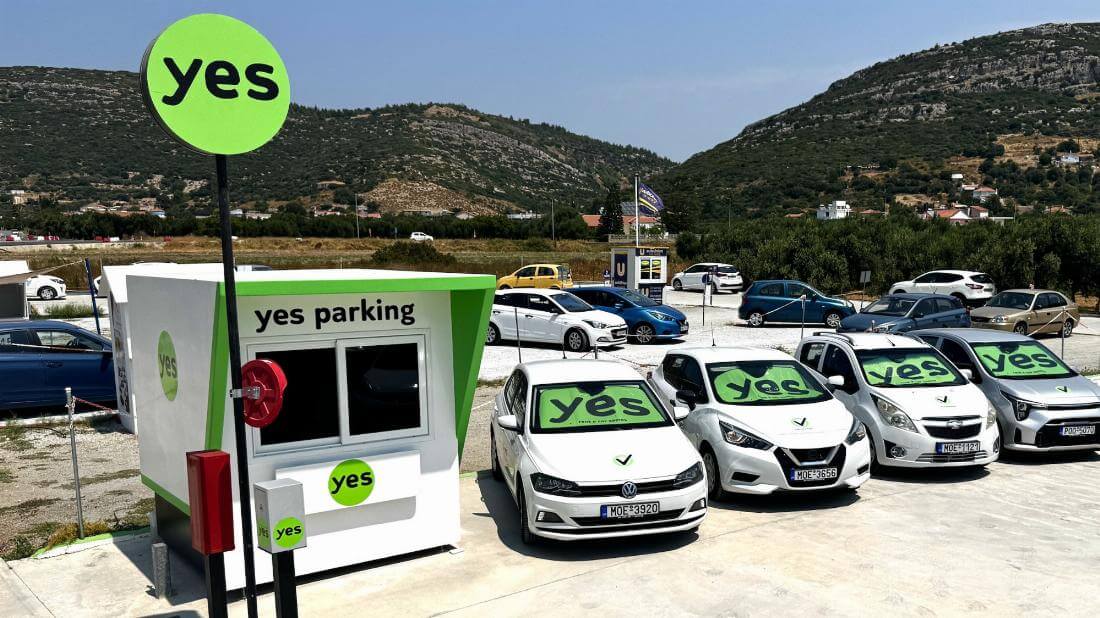 yes-parkeerplaats-samos-airport